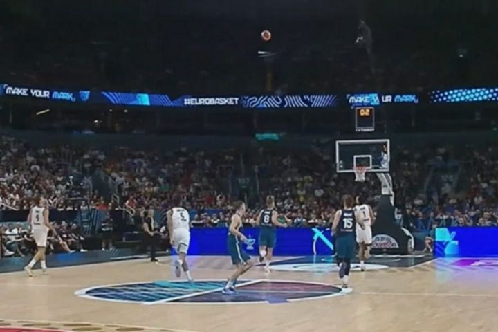 EuroBasket 2025, Γερμανία – Σλοβενία: Ο Τρίσταν Ντα Σίλβα το έβαλε από το σπίτι του στην εκπνοή της τρίτης περιόδου