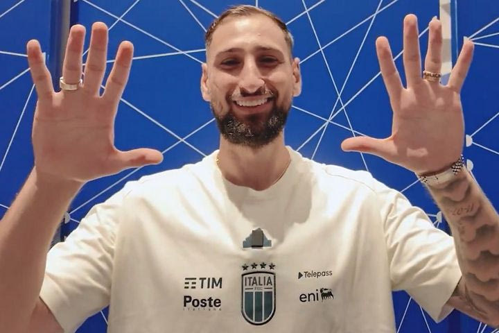 Ντοναρούμα: “Υπερήφανος που υπέγραψα στην Σίτι, την θαύμαζα για πολλά χρόνια”