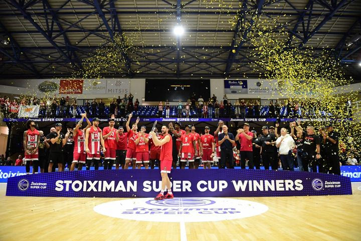 Ολυμπιακός: Τα συγχαρητήρια του Ερασιτέχνη στην ομάδα μπάσκετ για την κατάκτηση του Super Cup