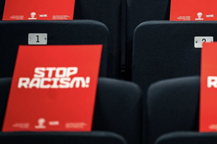 Φινλανδία – Γερμανία: Μήνυμα κατά του ρατσισμού σε κάθε θέση στο Τάμπερε