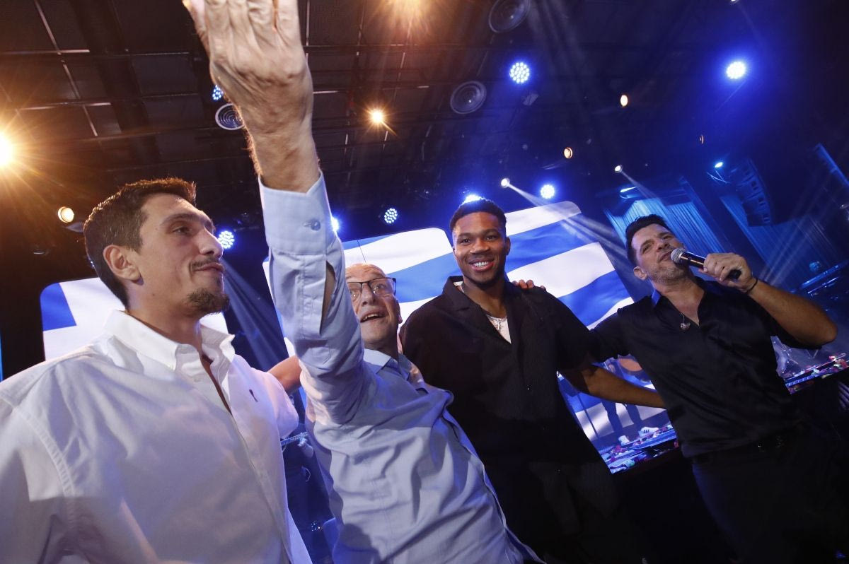 Λαρεντζάκης, Λιόλιος, Γιάννης και Φέρρης