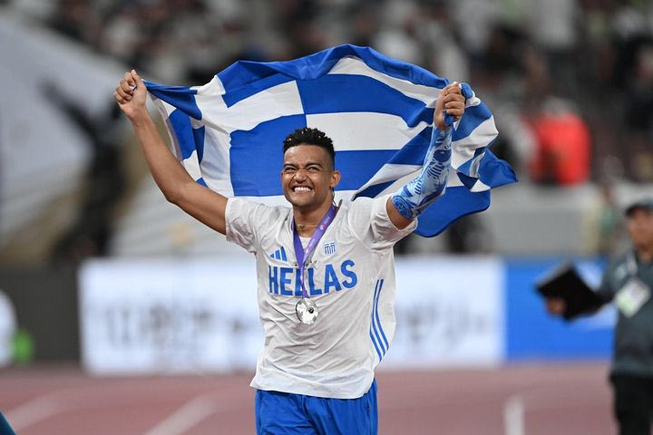 Καραλής: Η υπερήφανη παρέλαση του Manolo μετά από το ασημένιο μετάλλιο στο Παγκόσμιο Πρωτάθλημα Στίβου