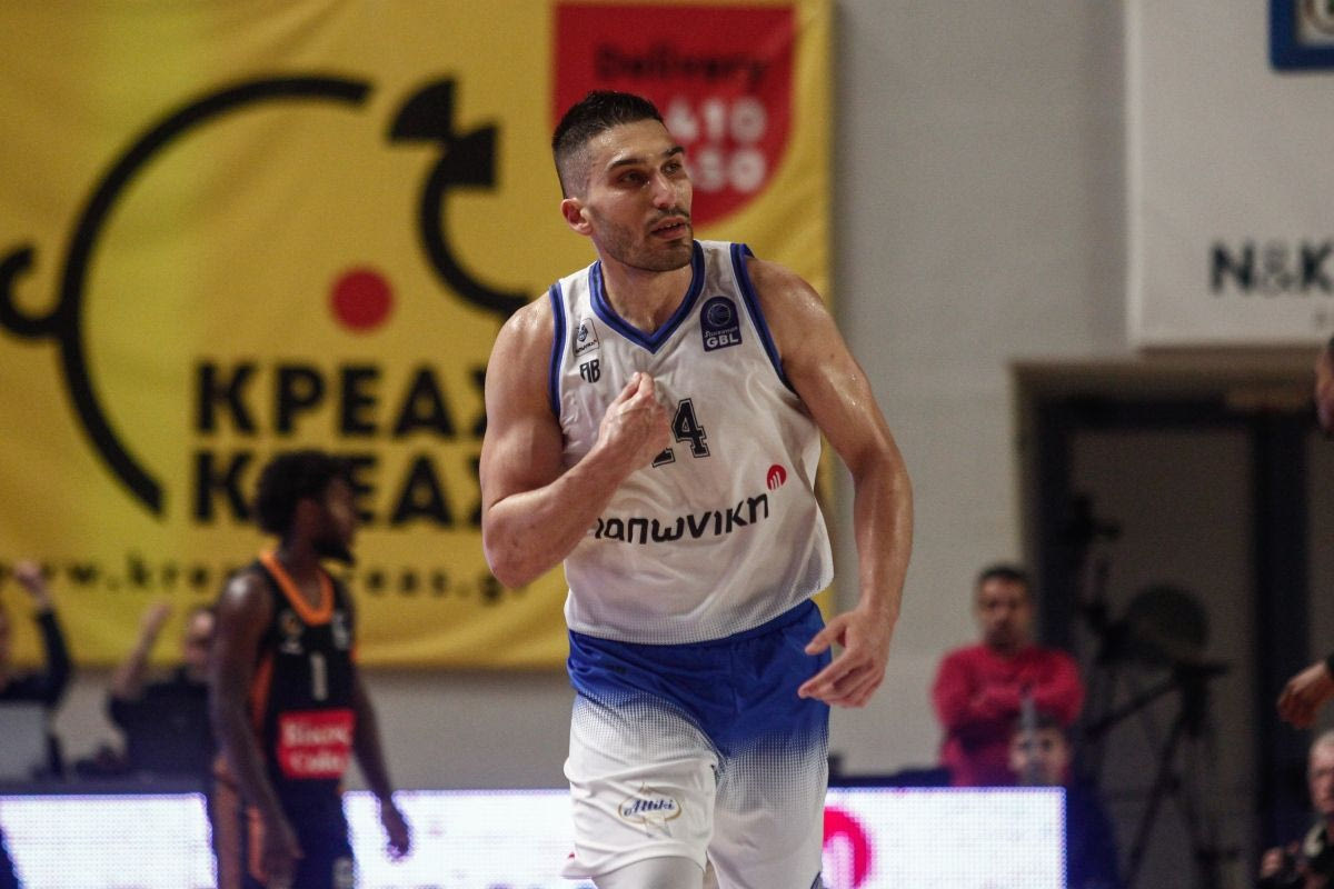 Λεωνίδας Κασελάκης