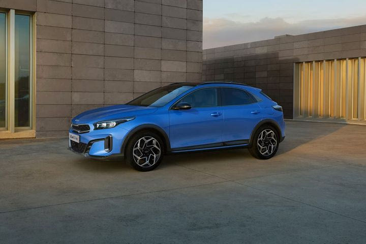 Τώρα το Kia XCeed με υβριδική τεχνολογία, έως 180 ίππους και αυτόματο κιβώτιο χωρίς επιβάρυνση