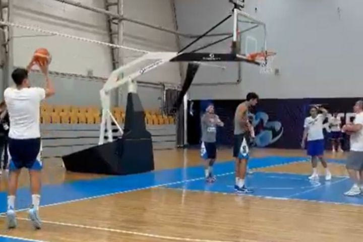 EuroBasket 2025: “Καυτός” Λαρεντζάκης στην προπόνηση της Εθνικής