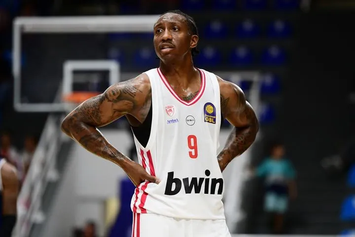 Λι: “Θα υπηρετήσω όποιον ρόλο μου αναθέσει ο κόουτς”