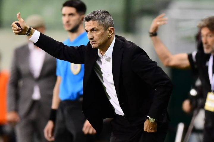 Λουτσέσκου: “Είμαι πολύ ικανοποιημένος, αλλά και λίγο απογοητευμένος γιατί δεν καθαρίσαμε το παιχνίδι”