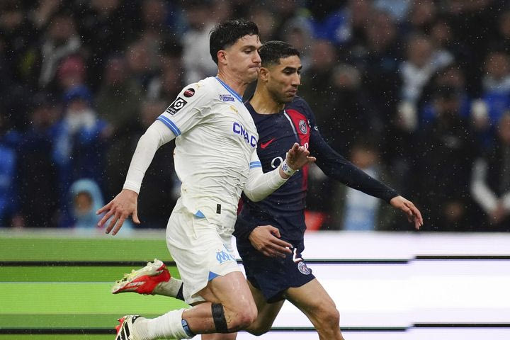 Μαρσέιγ – Παρί Σεν Ζερμέν: Αναβλήθηκε για τη Δευτέρα το ντέρμπι λόγω άσχημων καιρικών συνθηκών