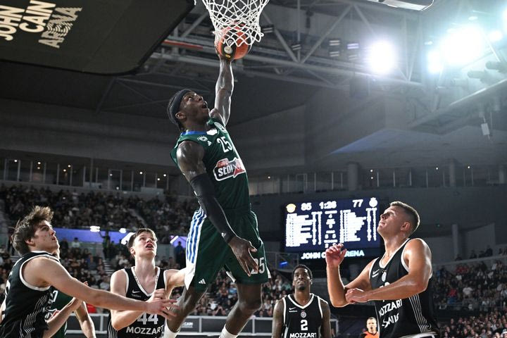 Παναθηναϊκός AKTOR – Παρτίζαν: Ο Ναν έσπασε τους αστραγάλους του Ουάσινγκτον, κάρφωσε θεαματικά και πανηγύρισε με κραυγή