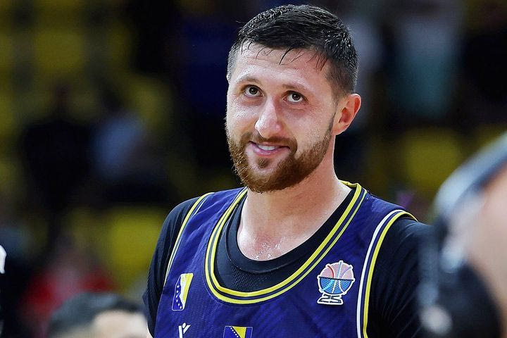 Η κυριαρχία του Νούρκιτς εν τη απουσία του Γιάννη, τα χαμένα ριμπάουντ και το 6λεπτο του τρόμου