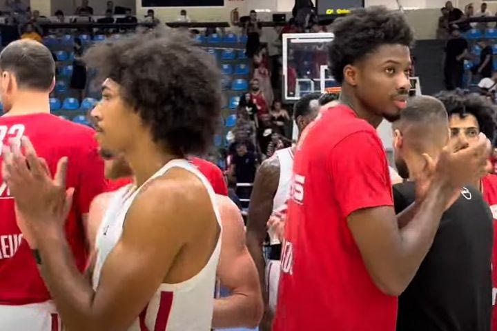 Ολυμπιακός: Η παρακάμερα από το νικηφόρο ημιτελικό του Stoiximan Super Cup κόντρα στην Καρδίτσα