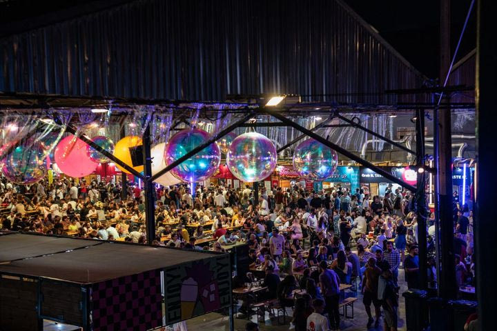 Το απόλυτο combo: Burgers, Live Συναυλίες & Stand-Up στο πιο must φεστιβάλ της χρονιάς