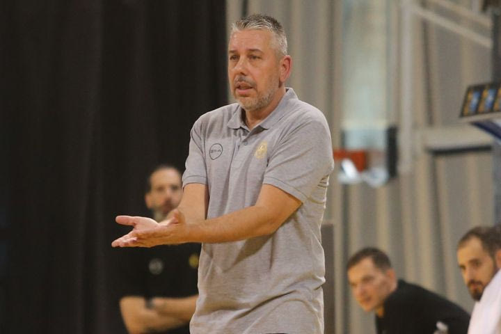 Η Καρδίτσα κέρδισε με 88-77 το Μαρούσι, αποβλήθηκε με δύο τεχνικές ο Παπαθεοδώρου