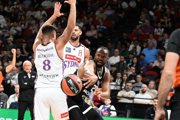 Παρτίζαν – Σίδνεϊ Κινγκς 93-90: Η ομάδα του Ομπράντοβιτς πήρε τη νίκη σε ματς που πήγε να γίνει θρίλερ