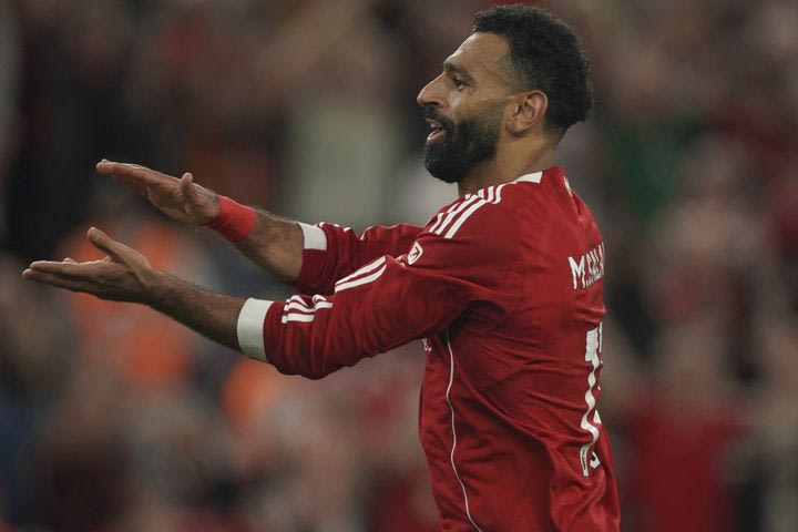 Λίβερπουλ: Ο Σαλάχ έκανε τον ιδανικό αποχαιρετισμό στον Έλιοτ