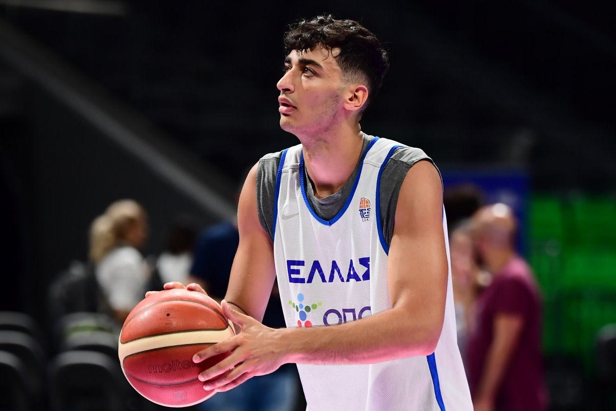 Ο Αλέξανδρος Σαμοντούροβ