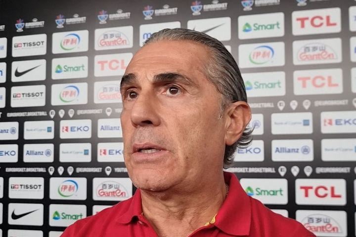 Σκαριόλο: “Έχουμε πλήρη εμπιστοσύνη στον Χουάντσο, φέτος η Ελλάδα έχει πιο πολλούς σουτέρ, είναι πιο δυνατή”