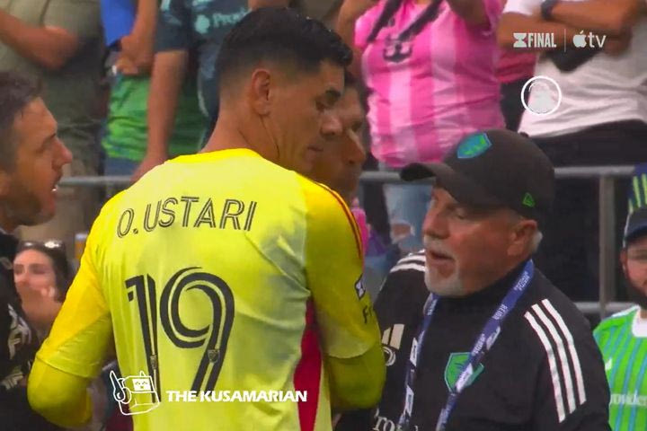 Απολογήθηκε ο Σουάρες για το φτύσιμο σε μέλος του Σιάτλ: “Έκανα λάθος και ειλικρινά το μετανιώνω”