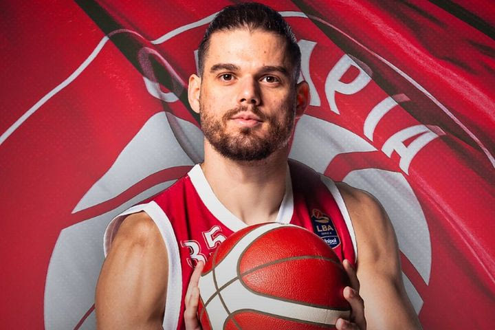 Ο Λεονάρντο Τοτέ στην Αρμάνι Μιλάνο