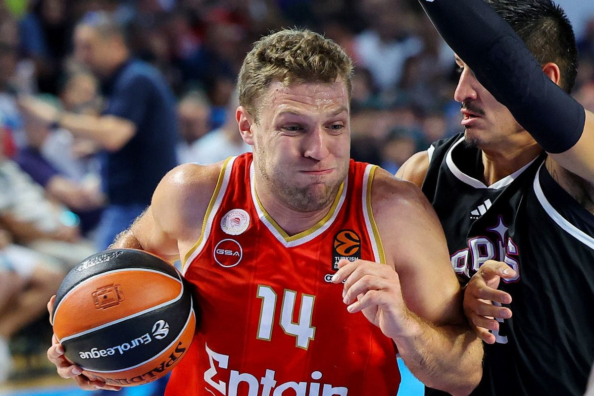 Σάσ Βεζένκοβ