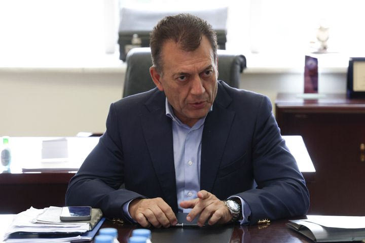 Γιάννης Βρούτσης