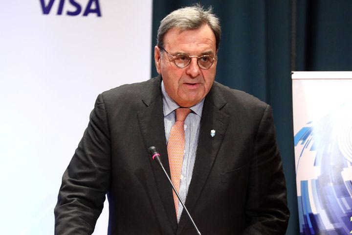 Κούβελος σε Ντούσκο: “Εύχομαι η νίκη σου να δώσει ώθηση για την ανακατασκευή του Σχοινιά”