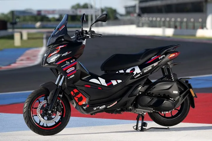 Το Aprilia SR GT “ντύθηκε” στα χρώματα της RS-GP του MotoGP -Δείτε την τιμή του