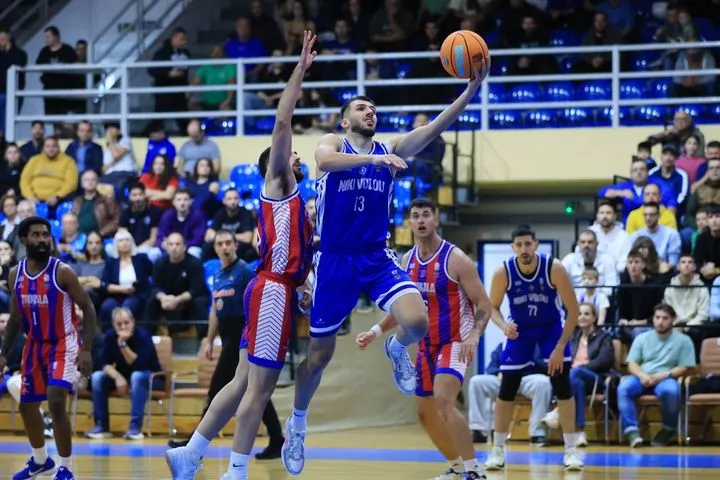 Νίκη Βόλου – Τρίκαλα 90-73: Το καθάρισε όταν απειλήθηκε