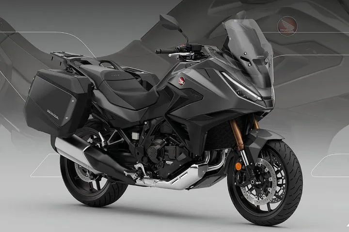 Honda NT1100: Η πιο δημοφιλής Tourer της Ευρώπης με νέα χρώματα για το 2026
