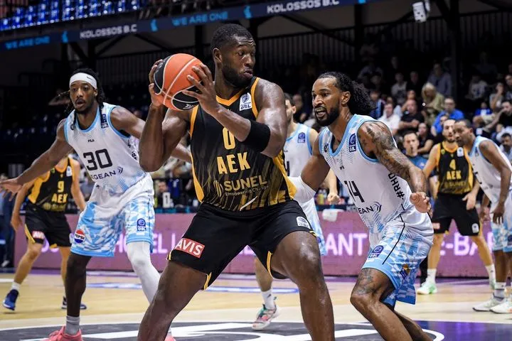 Κολοσσός – ΑΕΚ 85-87: Διπλό στη Ρόδο οι κιτρινόμαυροι, με πολυφωνία και σασπένς στο φινάλε