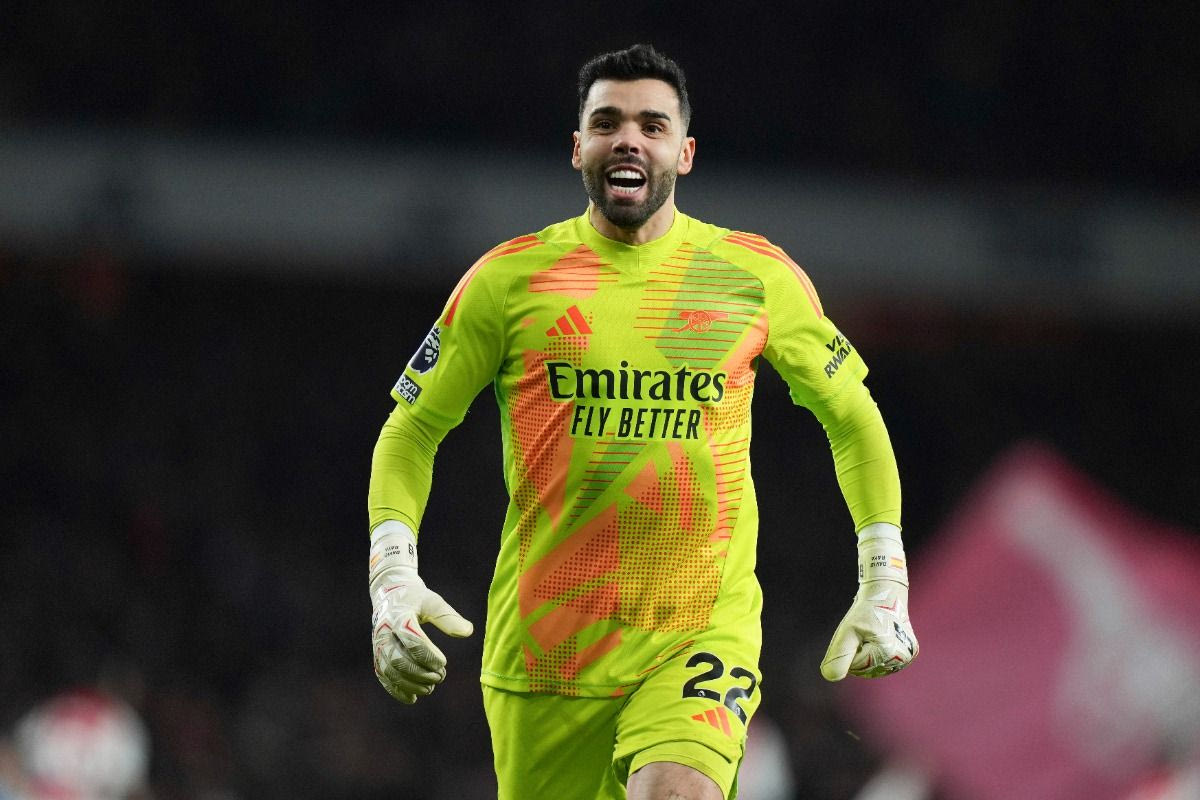 Ντειβιντ Ραγια πατερας