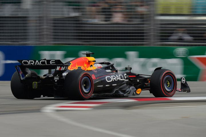 O Φερστάπεν στην κορυφή του FP3 της Σιγκαπούρης -Στα χιλιοστά πίσω του οι McLaren και Mercedes