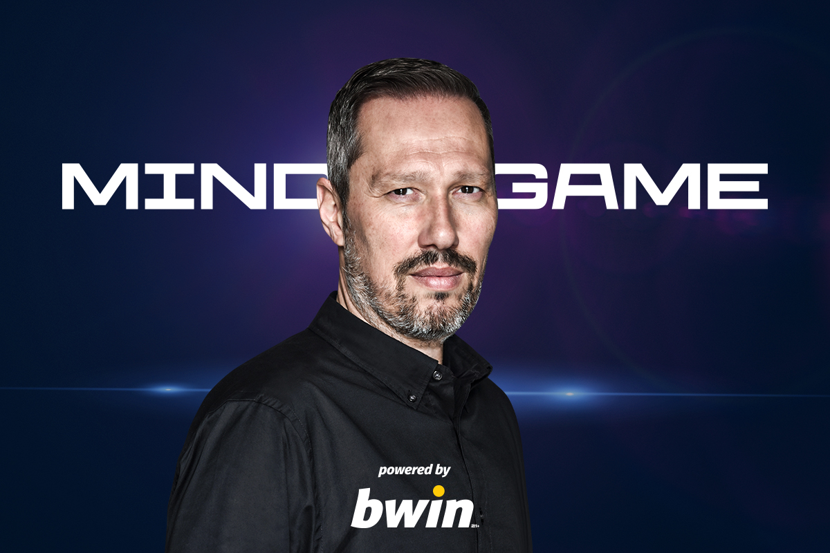 Mind Game με τον Βασίλη Σαμπράκο                                          Mind Game με τον Βασίλη Σαμπράκο