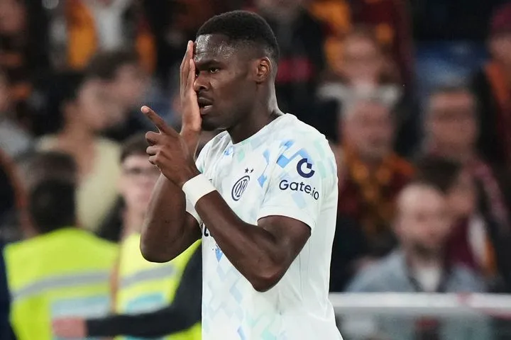 Ρόμα – Ίντερ 0-1: Απέδρασε από το Ολίμπικο με τον Μπονί και έπιασε τους τζαλορόσι στην κορυφή της βαθμολογίας