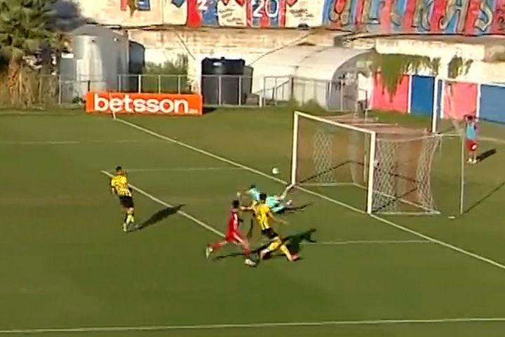 Η ευκαιρία του Χριστόπουλου που πέρασε άουτ στο 25ο λεπτό