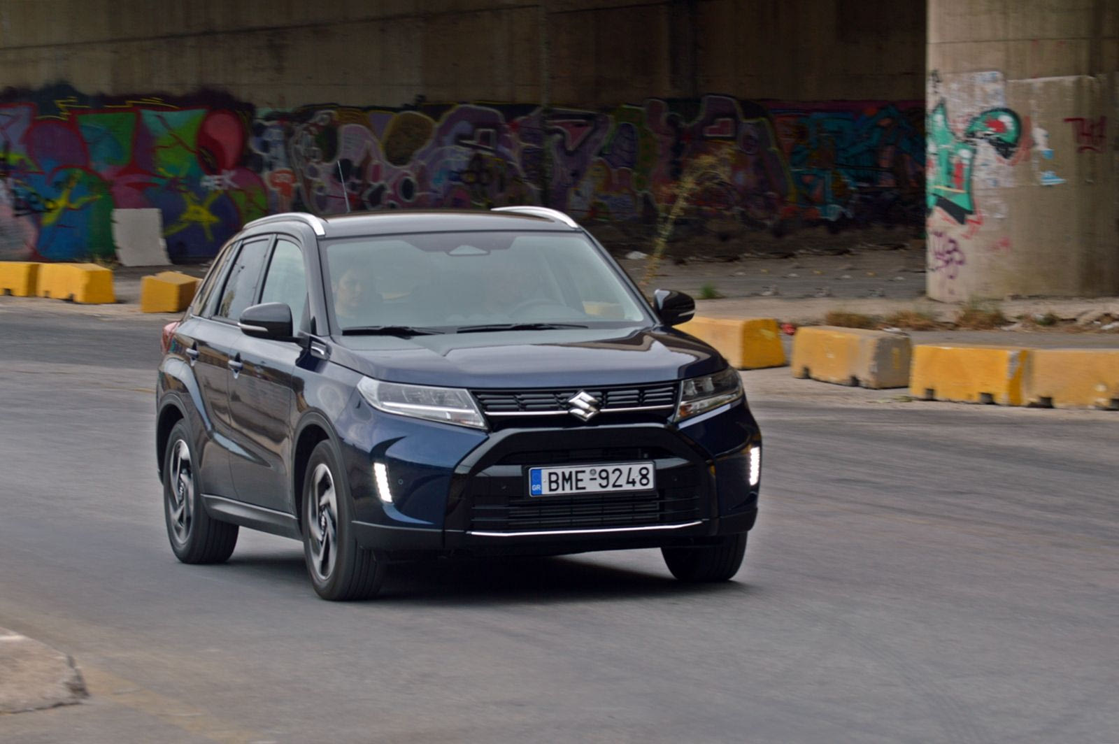 Δοκιμάζουμε ένα από τα πλέον ικανά SUV, το τετρακίνητο Suzuki Vitara με τον 1,4 Boosterjet Hybrid κινητήρα