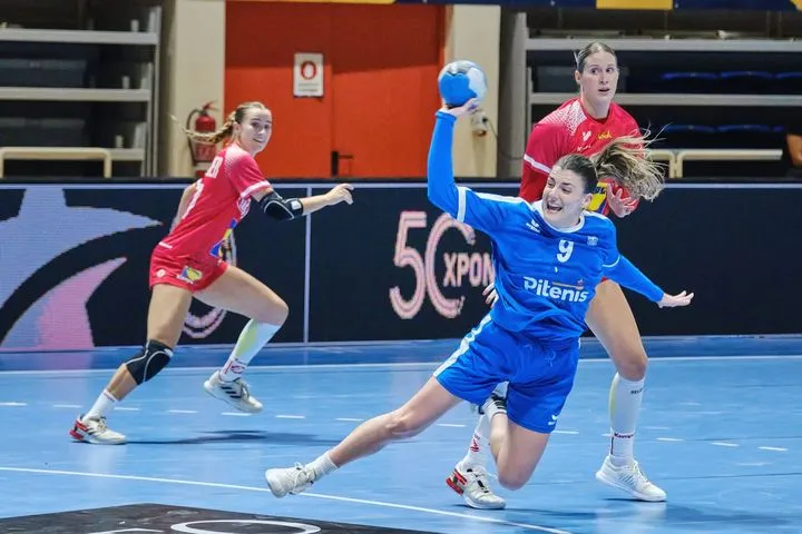 Ελλάδα – Αυστρία 22-29: Δεύτερη σερί ήττα για τη γαλανόλευκη, τελικοί τα παιχνίδια με το Ισραήλ για την πρόκριση στο Euro 2026