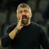 O Τζενάρο Γκατούζο κοντά στον πάγκο της Λάτσιο