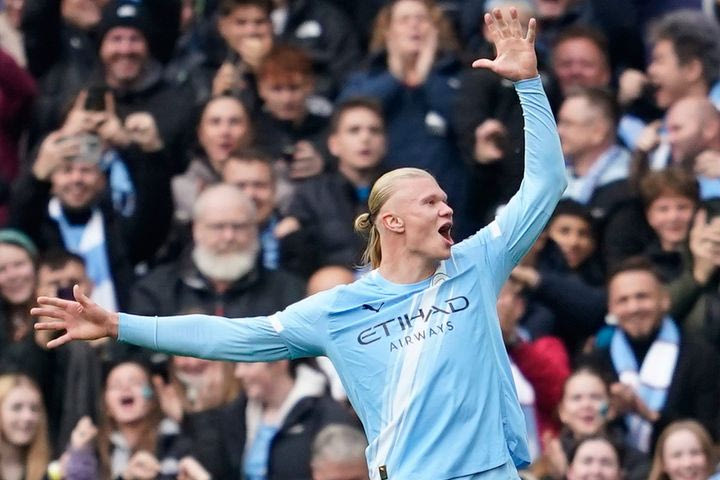 Premier League: Τρίποντα για Σίτι και Μπράιτον με τους καυτούς Χάλαντ και Γουέλμπεκ, χατ-τρικ ο Ματετά στη ματσάρα με την Μπόρνμουθ