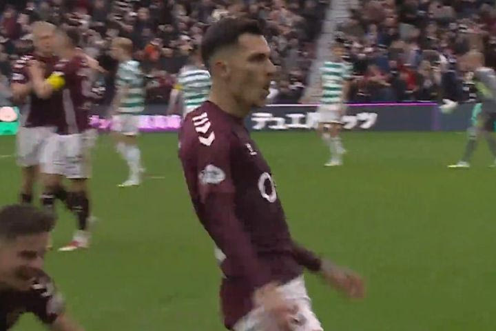 Χαρτς – Σέλτικ 3-1: Γκολάρα ο Κυζιρίδης στον θρίαμβο των καρδιών, που φουλάρουν για τον τίτλο