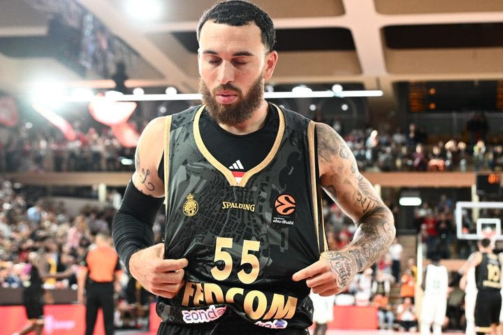 Μονακό – Παναθηναϊκός: Η EuroLeague έπαθε πλάκα με το καλάθι του Μάικ Τζέιμς και τον παρομοίασε με τον Μάικλ Τζόρνταν