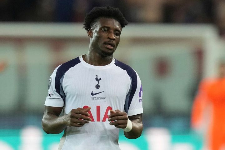 Λιντς – Τότεναμ 1-2: Οι Λονδρέζοι πέρασαν από το Έλαντ Ρόουντ και συνεχίζουν τη μάχη της κορυφής