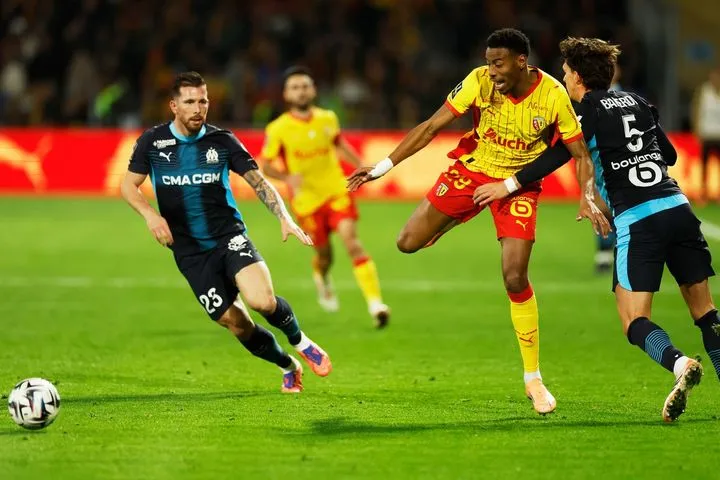 Λανς – Μαρσέιγ 2-1: Προσγείωσαν ανώμαλα τους Μασσαλούς και τους προσπέρασαν στη βαθμολογία