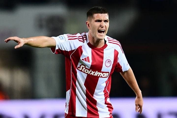 Μετά τον Πιρόλα αυτοί οι τρεις παίκτες του Ολυμπιακού παίρνουν σειρά για επέκταση συμβολαίου