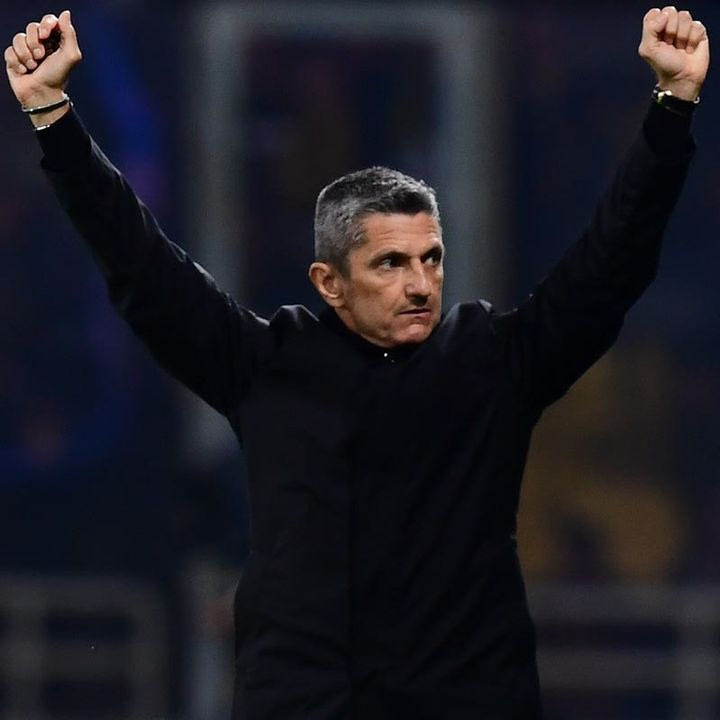 Από το “αυτή η νύχτα μένει”, επιστροφή στο “Λουτσέσκου μείνε για πάντα”