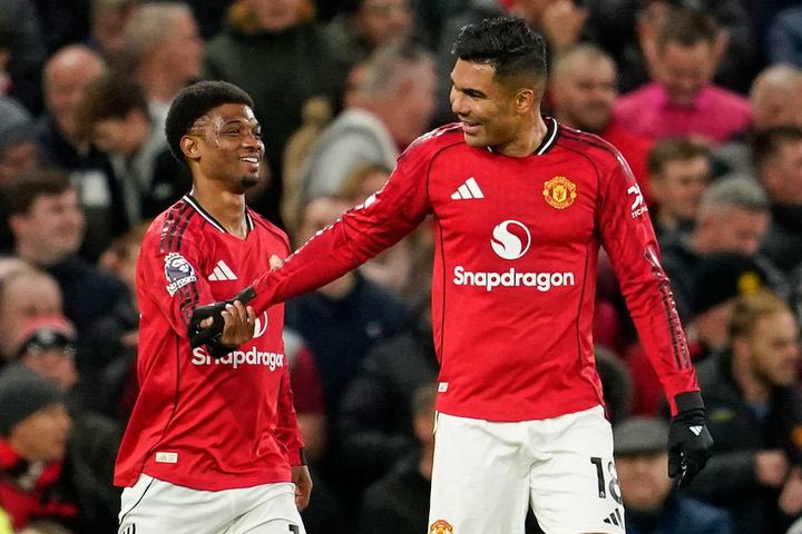 Αθλητικές μεταδόσεις: Πού θα δείτε το μεγάλο ματς Τότεναμ – Μάντσεστερ Γιουνάιτεντ και τους αγώνες των Άρσεναλ, Μίλαν, Τσέλσι, Ατλέτικο, Μπάγερν και Ντόρτμουντ