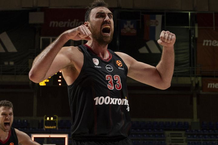 Πέντε λεπτά σπίθας και κανονικού Ολυμπιακού για ένα μικρό έπος με τη Μακάμπι