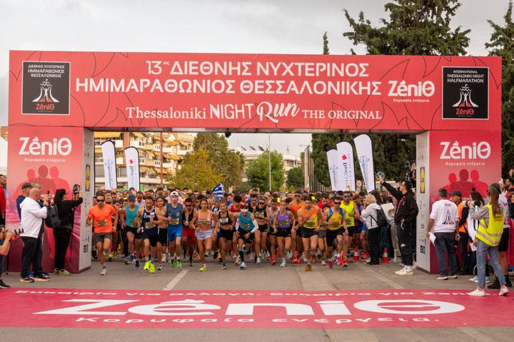 Mε 10.000 δρομείς και ρεκόρ ο 13ος Διεθνής Νυχτερινός Ημιμαραθώνιος Θεσσαλονίκης – ZeniΘ