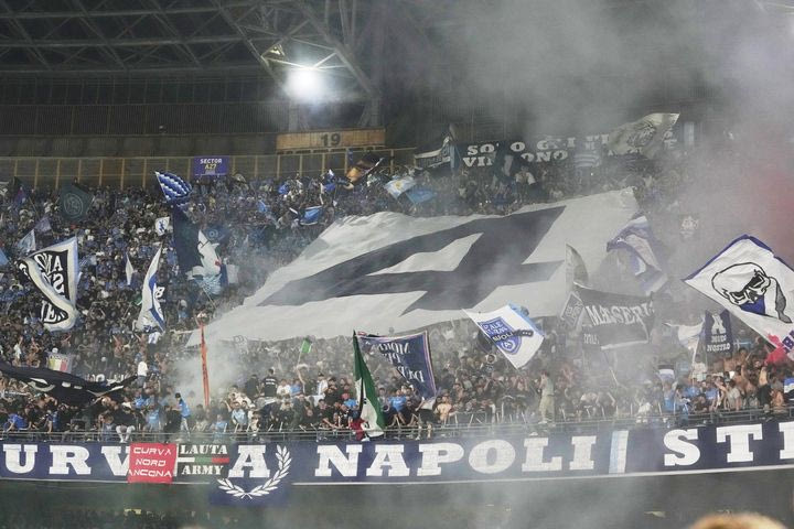 Champions League: Συνελήφθησαν 180 οπαδοί της Νάπολι στην Ολλανδία μια ημέρα πριν το ματς με την Αϊντχόφεν