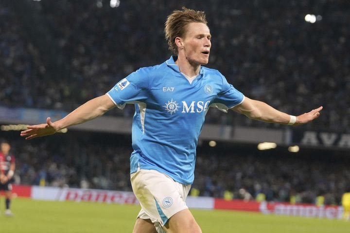 Νάπολι – Ίντερ 3-1: Με αέρα πρωταθλήτριας λύγισε με τριάρα τους Νερατζούρι και έπιασε κορυφή